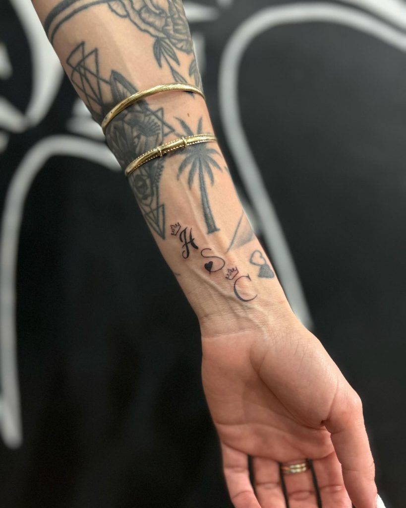 balinine.tattoo_1725349968_3448807962054420060_60352747052